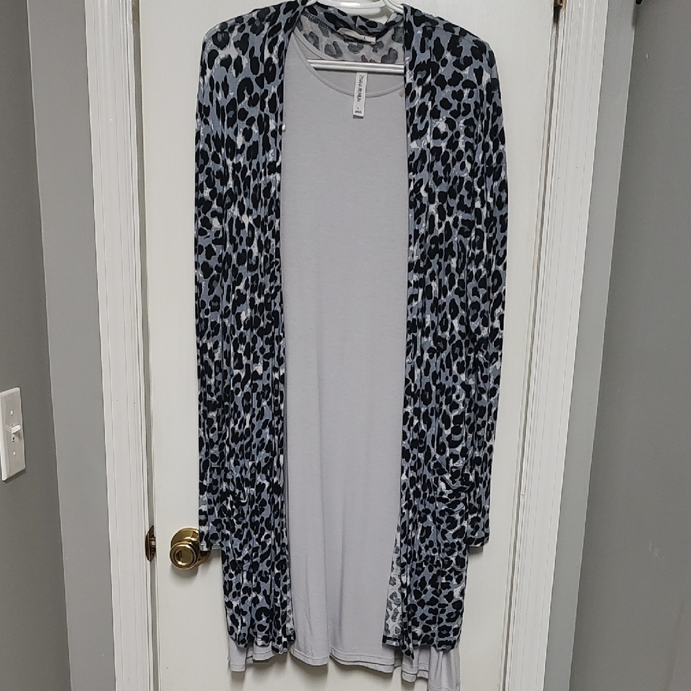 Zenana Outfitters Gray Leopard Print Dress